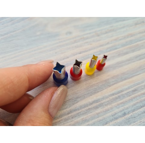 Metal Cutters Four point Star, 4, 5 or 9 pcs., Ø 0.3-1.4 cm