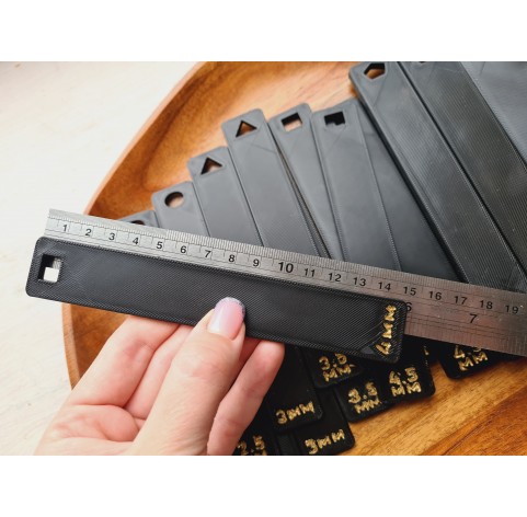 Clay Thickness Guide Sticks – Set of 2