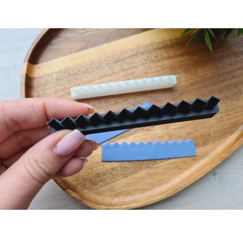 Pattern blade for polymer clay Zigzag, 10 cm