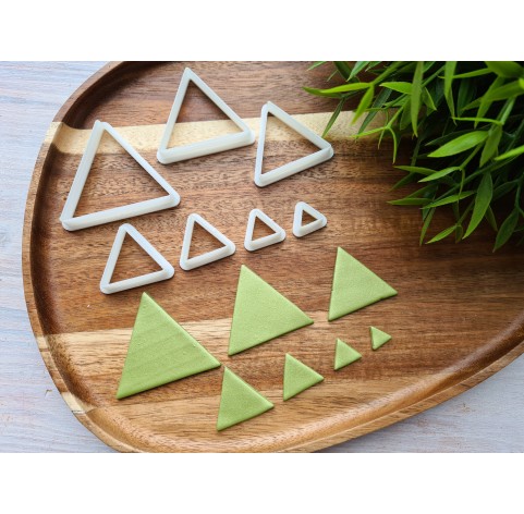 "Triangle", set of 7 cutters, one clay cutter or FULL set