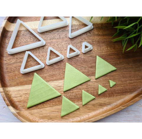 "Triangle", set of 7 cutters, one clay cutter or FULL set
