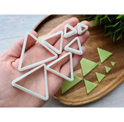 "Triangle", set of 7 cutters, one clay cutter or FULL set