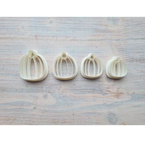 "Pumpkin, style 1", set of 4 cutters, one clay cutter or FULL set