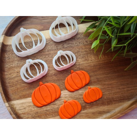 "Pumpkin, style 2", set of 4 cutters, one clay cutter or FULL set