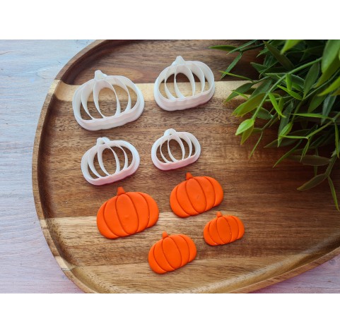 "Pumpkin, style 2", set of 4 cutters, one clay cutter or FULL set