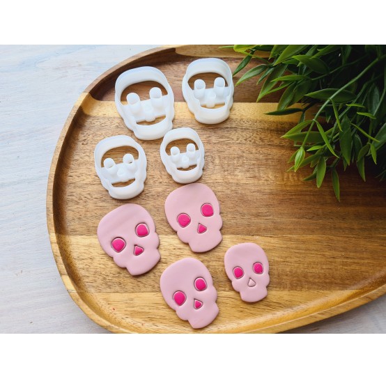 "Skull", set of 4 cutters, one clay cutter or FULL set