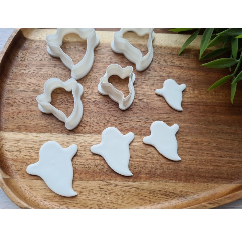 "Ghost", set of 4 cutters, one clay cutter or FULL set