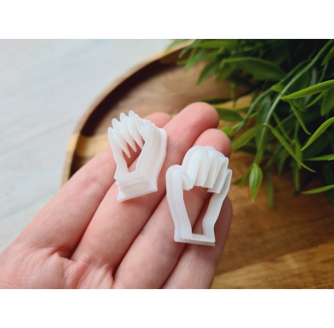"Woman's hands", set of 2 cutters