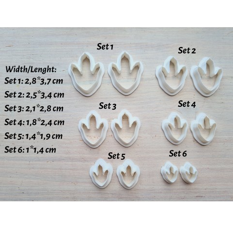 "Dinosaur footprint", set of 2 cutters, one clay cutter or FULL set