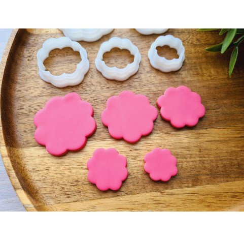 "Earring, style 34, flower contour", set of 5 cutters, one clay cutter or FULL set