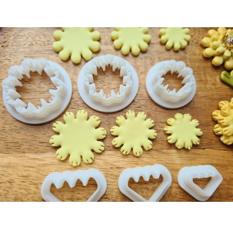 "Earring, style 55, stylized flower, 3 parts", set of 3 cutters, one clay cutter or FULL set