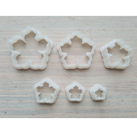 "Flower, style 2", set of 6 cutters, one clay cutter or FULL set