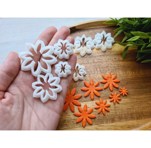 "Chrysanthemum", set of 7 cutters, one clay cutter or FULL set