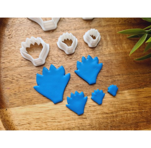 "Cornflower, style 1", set of 5 cutters, one clay cutter or FULL set