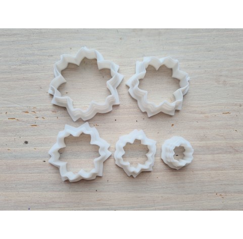 "Sakura, style 2", set of 5 cutters, one clay cutter or FULL set