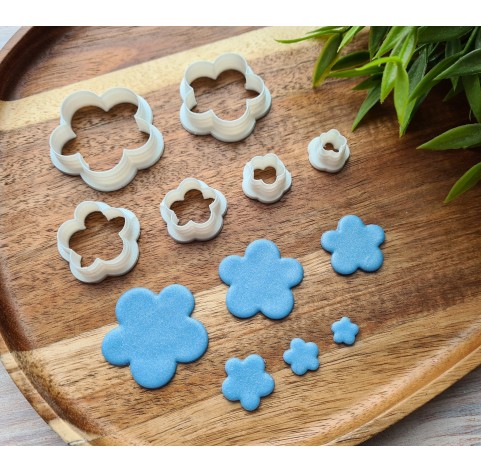 "Flower, style 3", set of 6 cutters, one clay cutter or FULL set