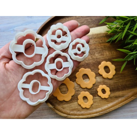 "Flower, style 5", set of 5 cutters, one clay cutter or FULL set