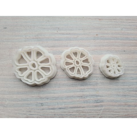 "Flower, style 8", set of 3 cutters, one clay cutter or FULL set