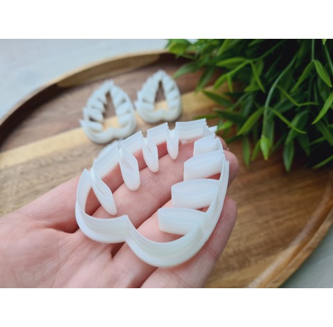 "Monstera leaf, style 1", set of 5 cutters, one clay cutter or FULL set