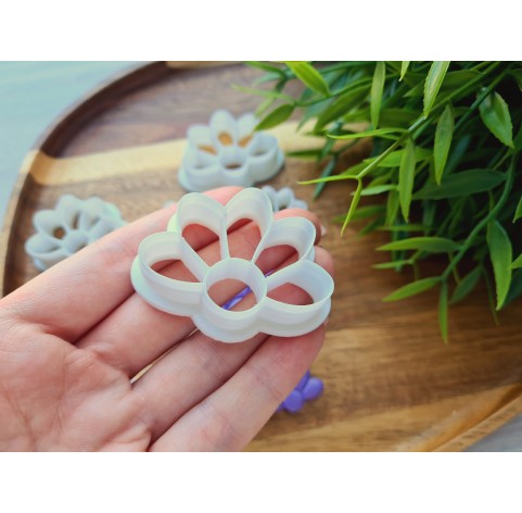 "Flower, style 10", set of 5 cutters, one clay cutter or FULL set