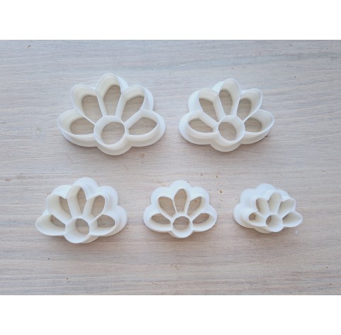 "Flower, style 10", set of 5 cutters, one clay cutter or FULL set