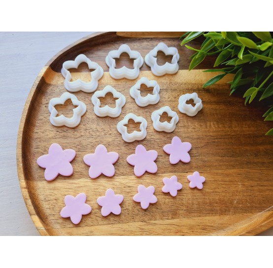"Flower, style 15", set of 9 cutters, one clay cutter or FULL set