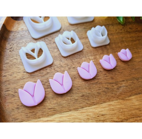 "Tulip, style 2", set of 5 cutters, one clay cutter or FULL set