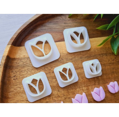 "Tulip, style 2", set of 5 cutters, one clay cutter or FULL set