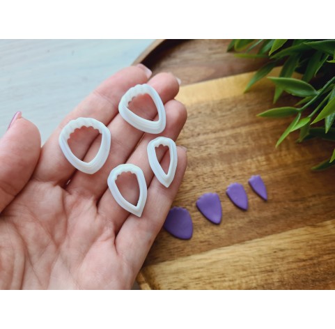 "Peony petal, style 2", set of 4 cutters, one clay cutter or FULL set