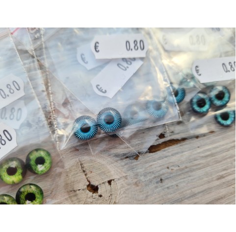 Glass eyes, Random choice  Style 3, ~ Ø 1 cm