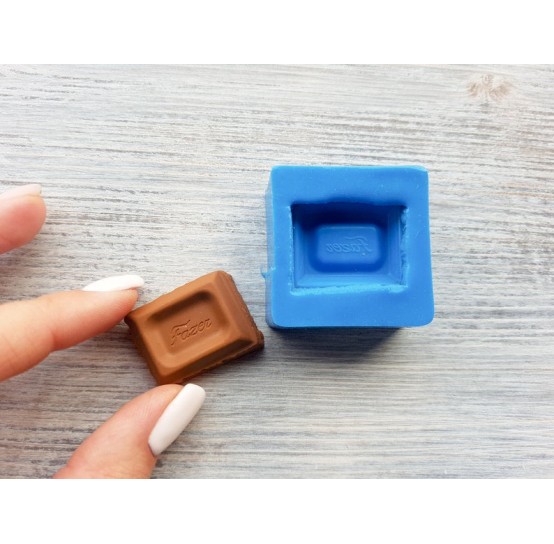 Silicone mold classic chocolate "F", ~ 3 cm