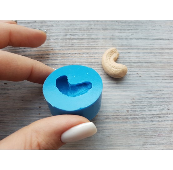 Silicone mold, Cashew nut, 2D, ~ 1*2.5 cm
