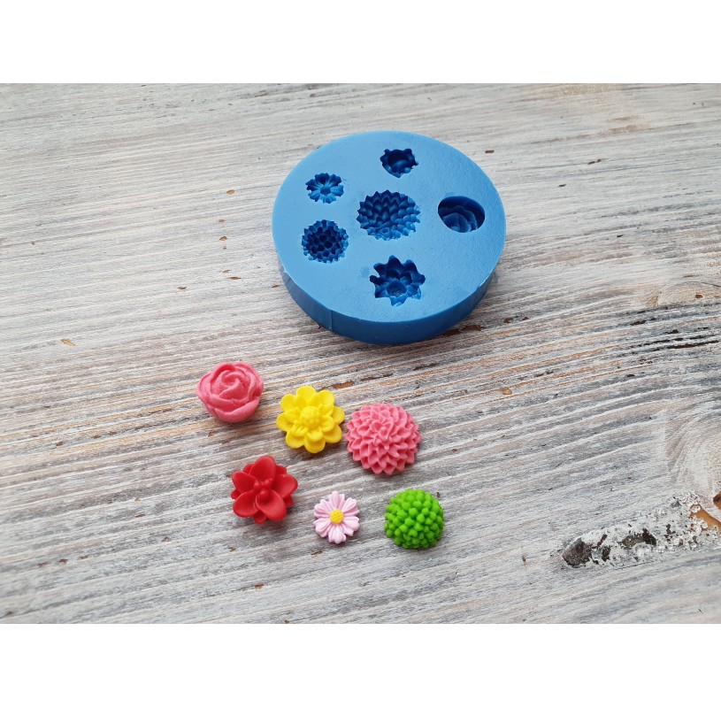 Tiny Silicone Mini Flower Mold, About 1/4 Wide Each. Clay Molds for Polymer  Clay, Resin, Silicone Mold. Fondant or Gumpaste Mold. M044 