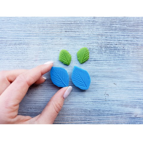Silicone veiner, Strawberry leaf, small, (mold size) ~ 2.5*3.6 cm