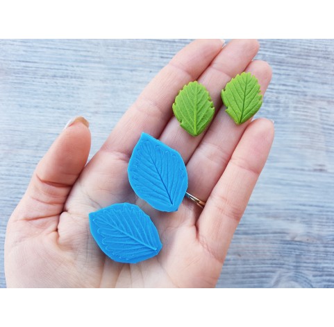 Silicone veiner, Strawberry leaf, small, (mold size) ~ 2.5*3.6 cm
