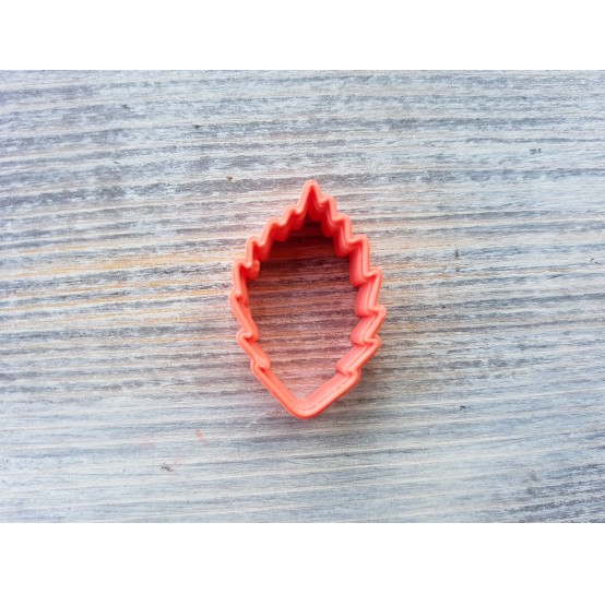 Raspberry leaf cutter, ~ 2 cm
