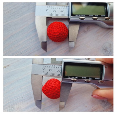 Silicone mold, Garden strawberry, realistic, 2 elements, ~ Ø 2.3-2.5 cm, H:2.1 cm